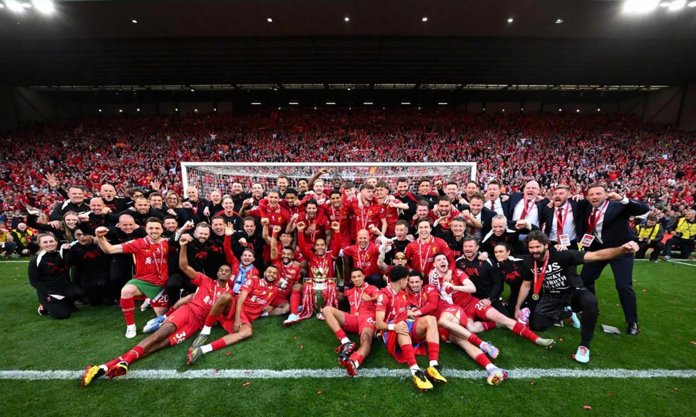 包含曼城险胜哥伦比亚,范戴克关键制胜的词条 包含曼城险胜哥伦比亚,范戴克关键制胜的词条