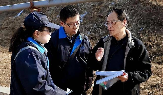 伯恩茅斯攻击难以突破，战术调整势在必行的简单介绍