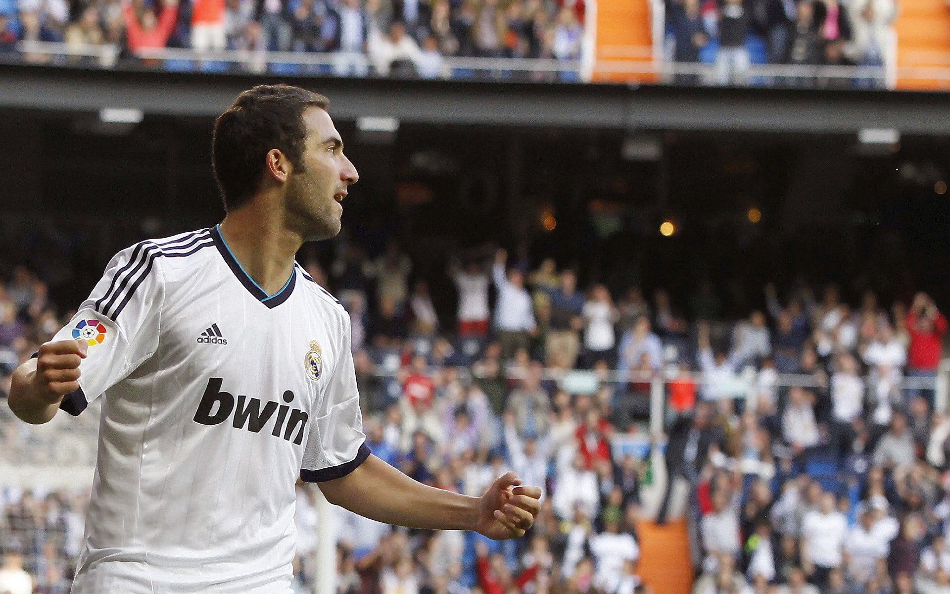 非洲雄鹰逆风翱翔，尼日利亚奇迹翻盘比利时，欧冠决赛前夜的史诗之战